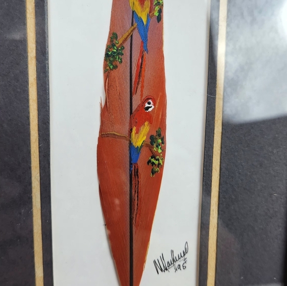 Costa Rica Hand Painted Feather Art Green PARROT Bird Lover Matted Framed 9x5 - Picture 6 of 6
